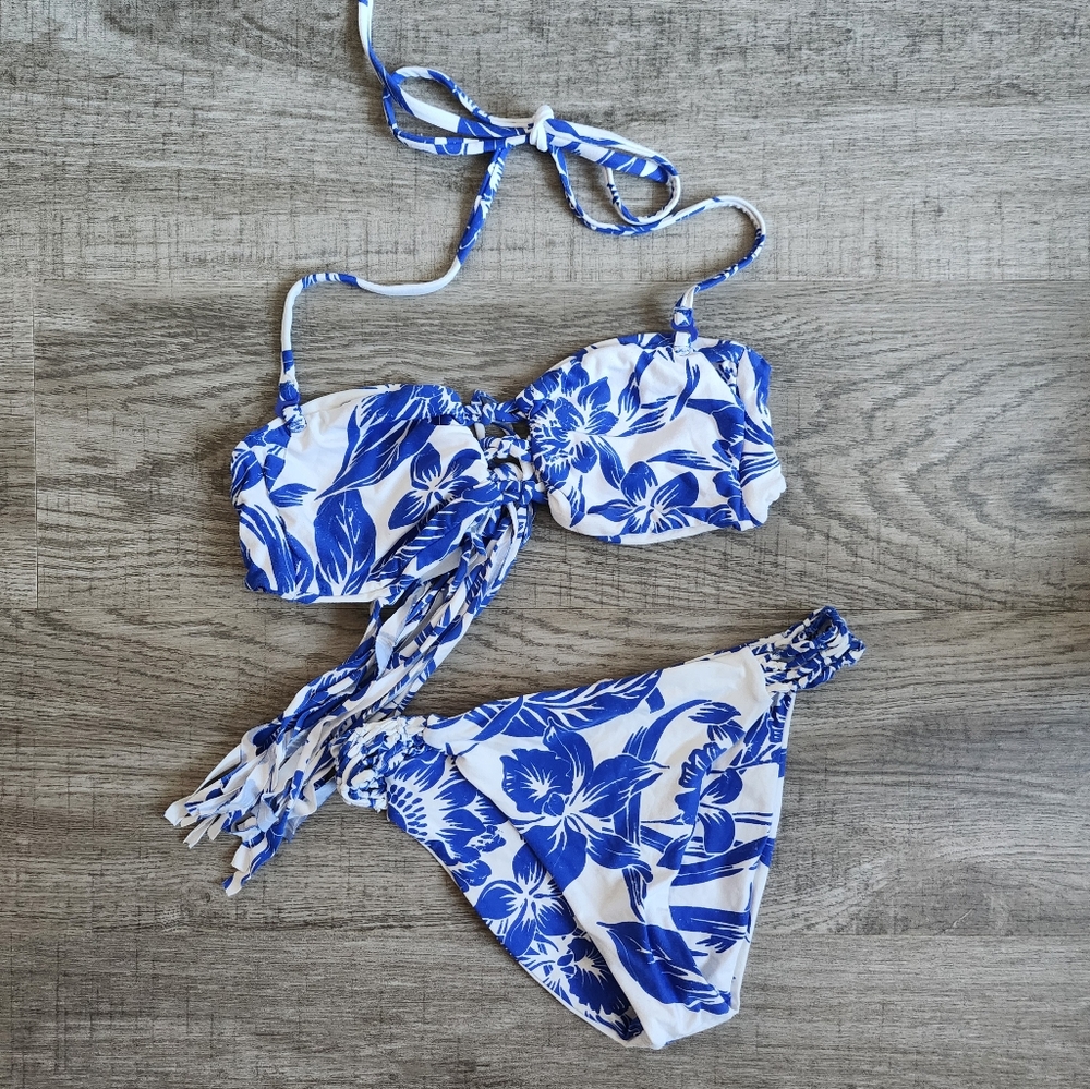 Billabong Blue and White Floral Bikini Set